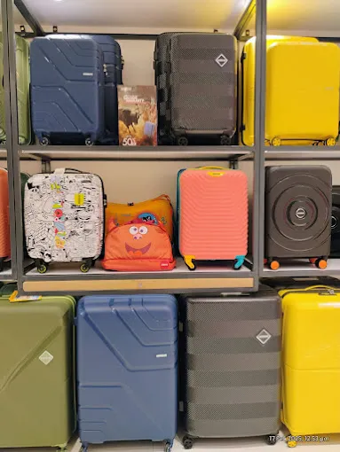 American Tourister